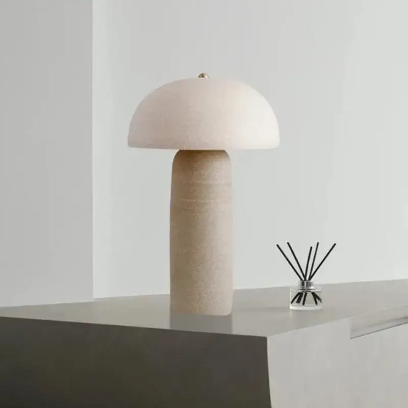 Prix Bas Retro ceramic lamp with creative mushroom design