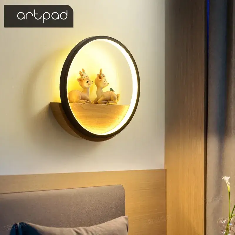 Decorative wooden led wall light for children's room Dernière Chance