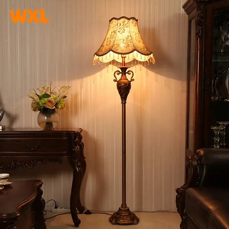 European led floor lamp, fabric, rural retro living room lamp, crea... Prix Choc