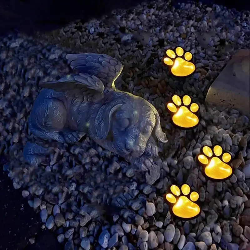 Super Prix Set of 4 solar dog garden lights for outdoor animal decor