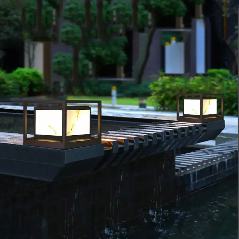 Réduction Waterproof solar marble garden lamp for outdoor use