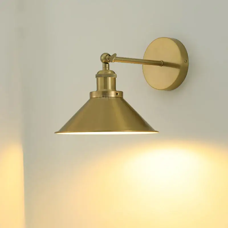 Adjustable retro iron and brass led wall light Commander Maintenant