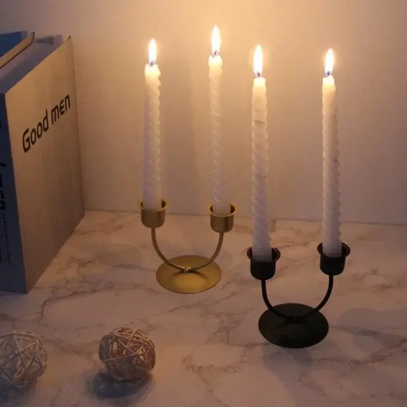 Jusqu'à Épuisement Des Stocks Nordic u-shaped candle holder for elegant and inviting décor