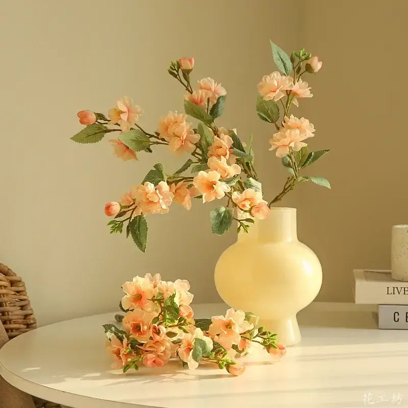 Commander Vite Silk camellia bouquet for artificial floral decoration