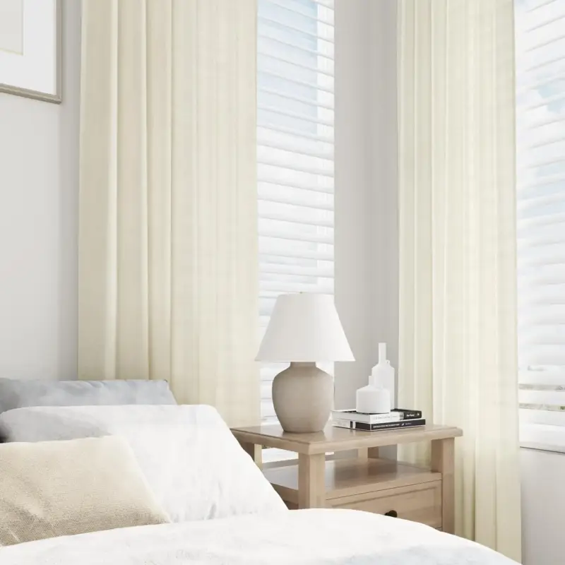 Commander Vite Extra-long custom sheer curtain in faux linen for living room