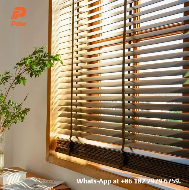 Paiement Sécurisé Custom wooden venetian blind with 50 mm slats