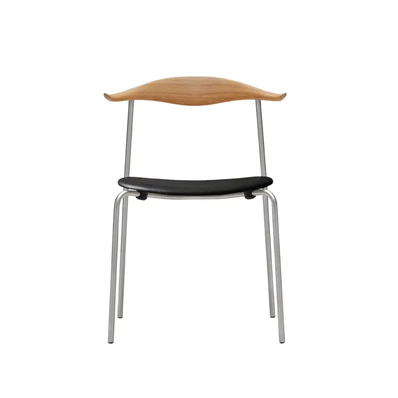 Achat Immédiat Chaise CH88 P Chêne huilé/ Thor 301/ acier inoxCARL HANSEN