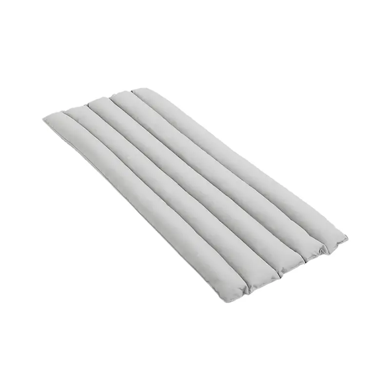 Promotion Saisonnière Accessoire extérieur Coussin PALISSADE SOFT QUILTED pour fauteuil dossier haut Gris clairHAY