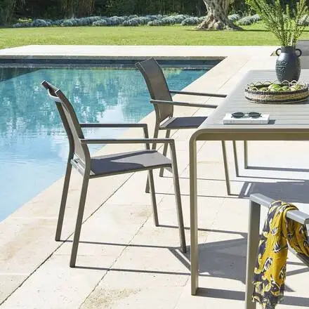 Seulement Aujourd'hui Fauteuil de jardin empilable ESSENTIA Wengé / Praline